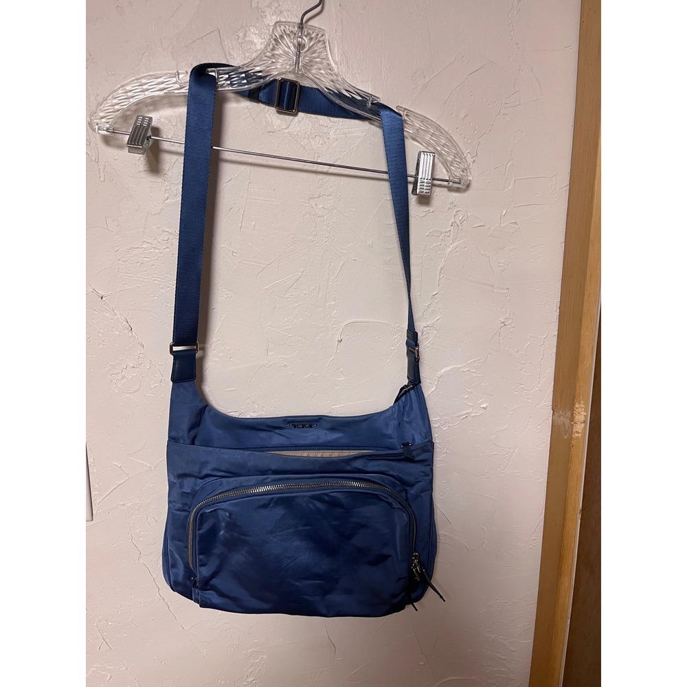 TUMI Voyageur Capri Crossbody Bag Blue Nylon Travel Messenger Bag
